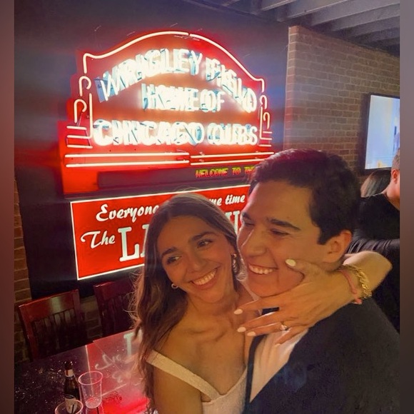 Meet your Poshers, Carmen and Nico - Picture 2 of 2